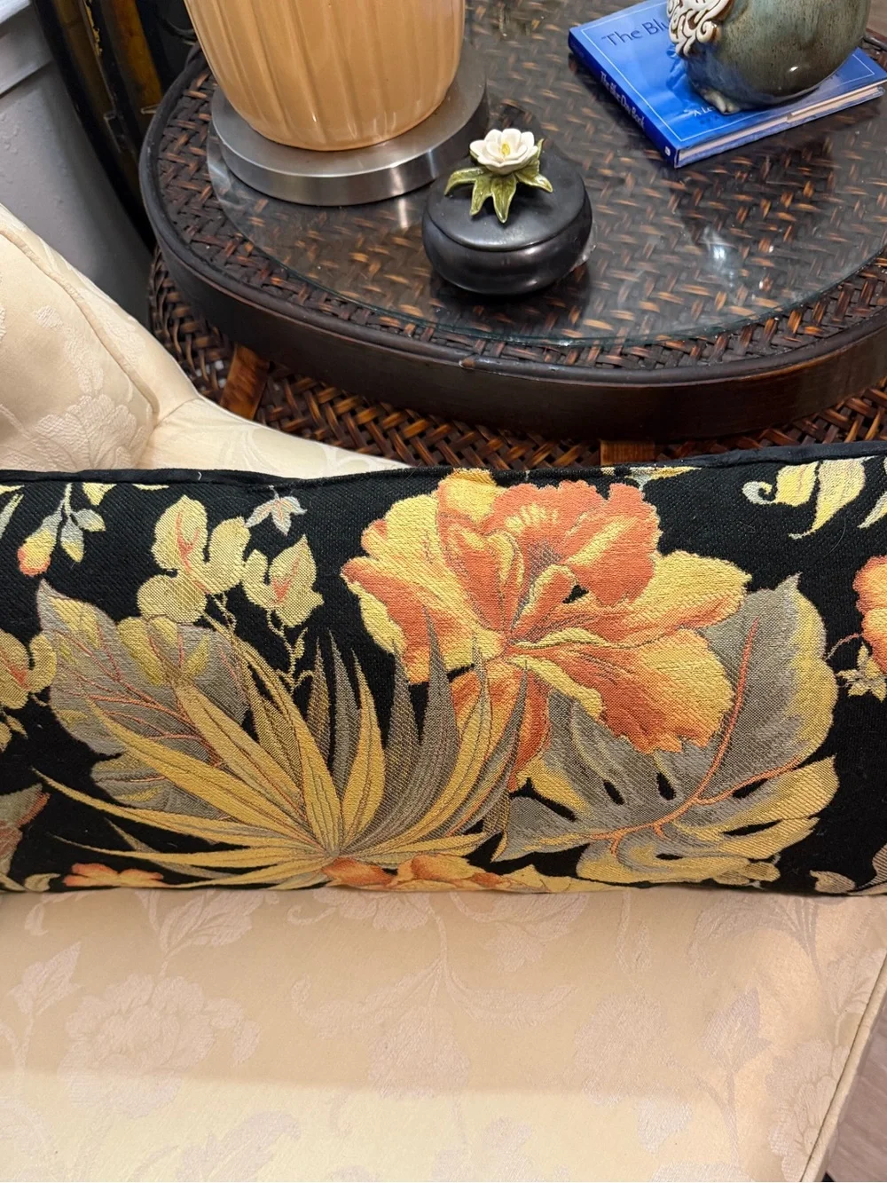 VINTAGE DECORATIVE LUMBER PILLOW